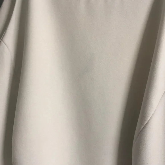 Elegant White Feather Mini Dress - Picture 3 of 4